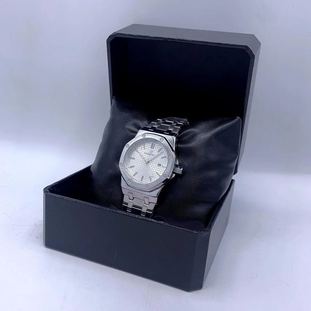 Audemars Piguet Royal Oak  – Silver Textured Edition