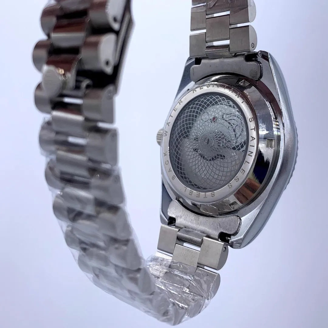 Rolex Datejust – Silver Sunray Edition