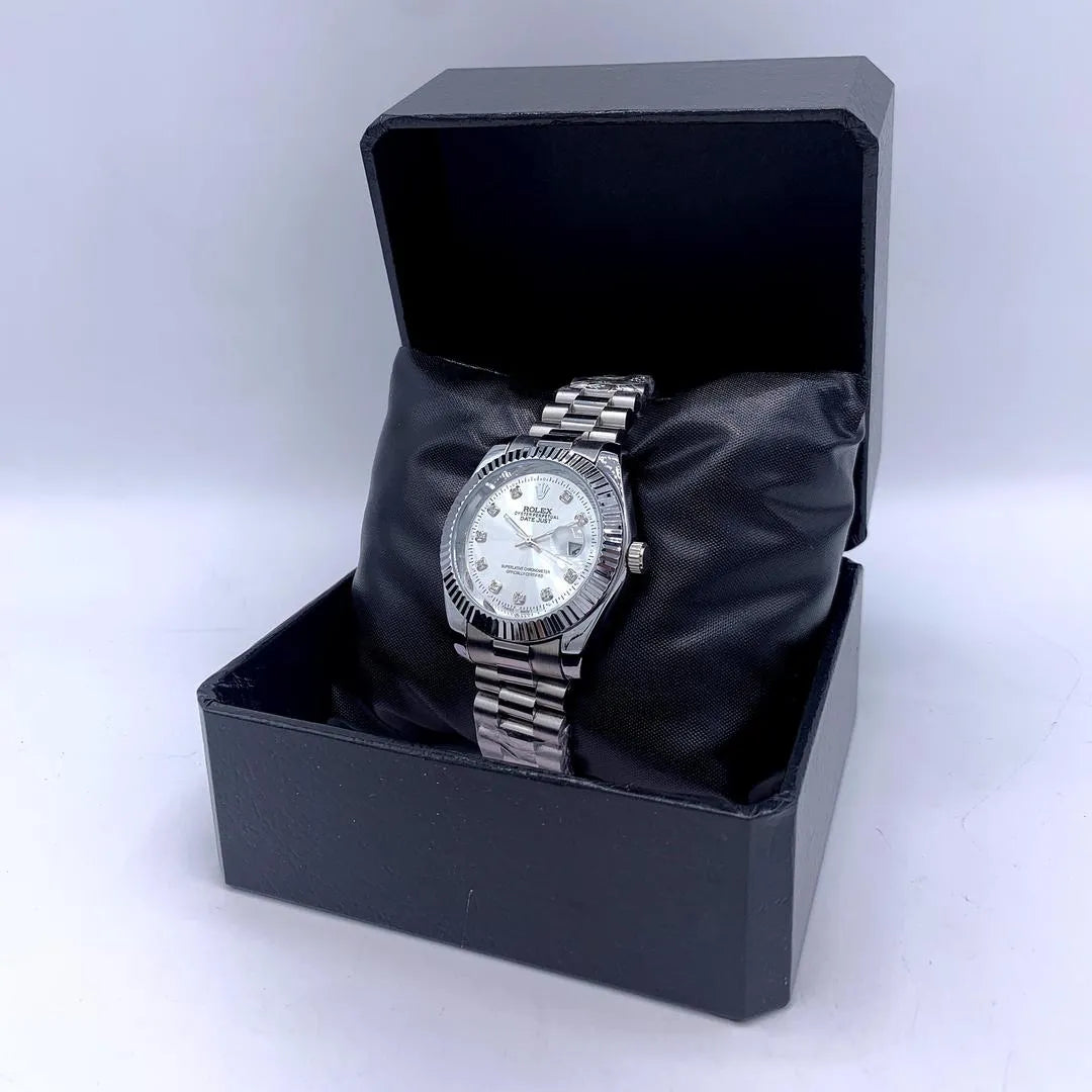 Rolex Datejust – Silver Sunray Edition